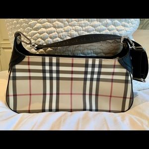 Small Classic Burberry Handbag